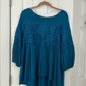 LACEY TUNIC TOP